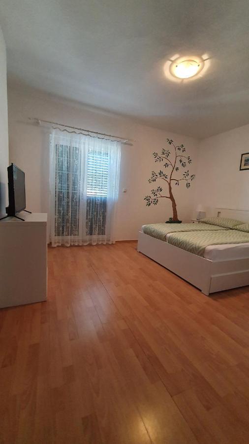 Apartman Filis Hvar Town Zewnętrze zdjęcie